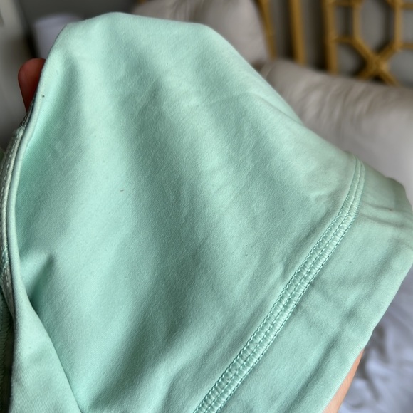 Turquoise lululemon bra - Picture 3 of 3